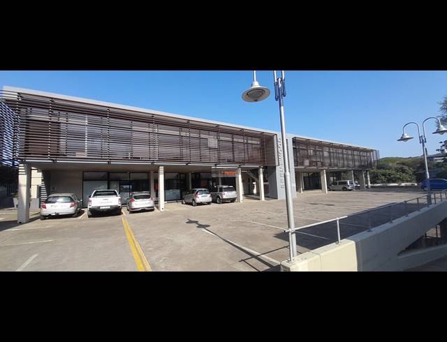 122.40M² OFFICE TO LET IN WESTVILLE